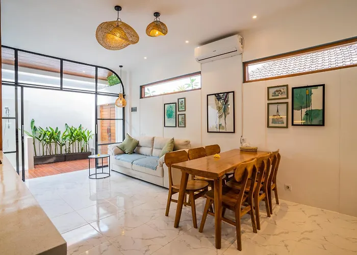New! Sony 1 - 3br Next To Legian
